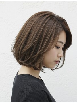 イソラブル(ISOLA-blu) 抜け感◎透明感ベージュで垢抜けスタイル