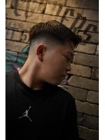 フォーコーナーズカットショップスリーセント 栄(FourCornersCutShop 3/cent)&nbsp;フェードショート