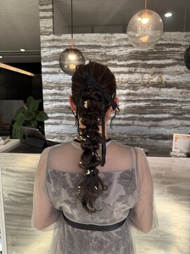 ヘアセット　網下ろしスタイル