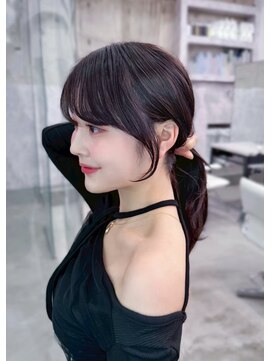 フィヴェント(Fivent) 黒髪韓国小顔レイヤーイメチェン暗めオリーブグレークラゲヘアー