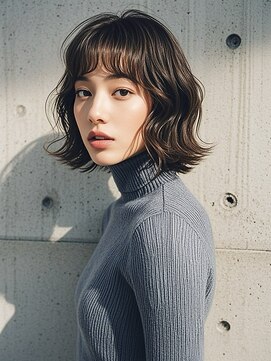 ミルクティーベージュウルフパーマミディアムヘア50代髪型