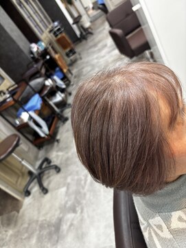 プリズム ヘアーデザイン 北坂戸店 ピンクパールグレージュで白髪ぼかし