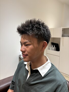 オム グランド(HOMME GRAND) 男らしさアップ!スパイキーショート