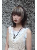 ランダムミルクティーベージュ×デザインウルフ