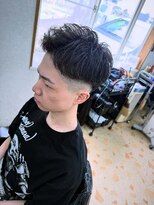 ヤマト(YAMATO)&nbsp;メンズスキンフェードカット・アイロンパーマ