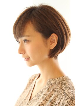 レウナ 外苑前(Reuna) 黒髪でも可愛く耳かけニュアンスショート