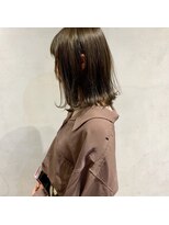 ミント(mint)&nbsp;赤み抑えた透明感カーキグレー！