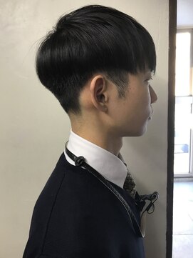 キローネ(Kirowne) メンズ マッシュ　刈り上げ高め《kirowne 下北沢》