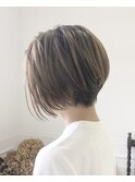 前下がりショートスタイル