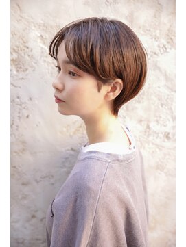 カライング(ing) 大人可愛い20代30代40代小顔丸みハンサムショート