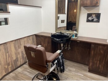 ザバーバーサッポロ(THE BARBER SAPPORO)の写真/【円山/理容室】夜22時入店OK★ビジネスマン～お子様連れまで大歓迎！【カット+シェービング¥4200】