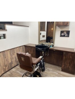 【円山/理容室】夜22時まで★ビジネスマン～お子様連れまで大歓迎【カット+シェーブ＋シャンプー\5500】