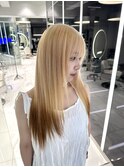 抜きっぱなしブロンドハイトーンインナーレイヤーカットウルフ