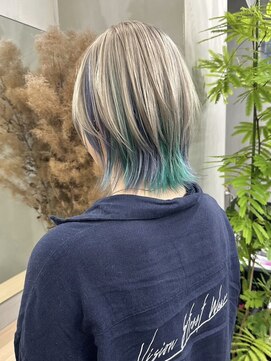 ギークス(GEEKS) 【GEEKS渋谷】デザインカラー/ウルフカット/20代30代/秋冬カラー