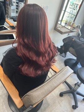 ナンバー リコ 名駅 ジャム 名古屋(N° rico JAM) ワインレッド　カシスレッド　艶髪オイルカラー