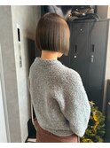 ミニボブ×オリーブベージュ
