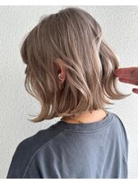 クエントバイアルティナ 大宮店(cuento by artina)&nbsp;ホワイトグレージュ_ ホワイトブロンド_ ペールベージュ