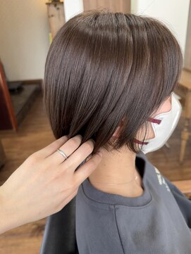 フェイス(faith) くびれショートヘア