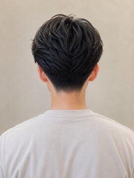リア(Lia by KENJE) 朝のセットが楽になるニュアンスパーマ◎