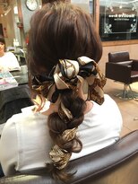 ネオリーブクレア 綱島店(Neolive Krea) スカーフ三つ編みアレンジ/ヘアセット/カジュアルアレンジ/綱島