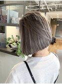 【nikiita女子】切りっぱなしボブ くすみグレージュ B53365