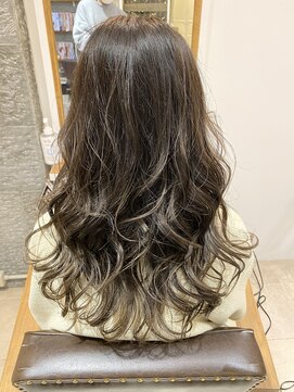 センスヘア(SENSE Hair) 【イルミナカラー】オリーブグラデーション☆