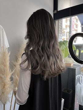 ジョナサン リヴィングストン(JONATHAN LIVINGSTON) バレイヤージュ／ハイライト/ダブルカラー/グレージュ