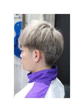 フェイスヘアーデザイン(Faith Hair Design) ホワイトベージュ