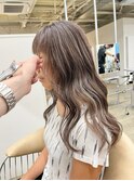 白髪ぼかしハイライトバレイヤージュレイヤーカット
