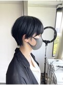 くびれマッシュショート名古屋ブリーチブルーブラック