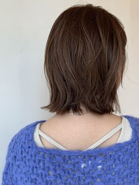 トリッカ 代官山(tricca) 外はね/グレージュ