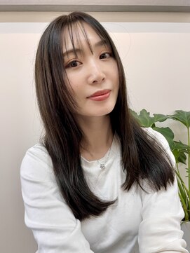 シダ(sida SAIIN) ★ ロングレイヤー20代30代ハイトーンカラーフレンチカジュアル