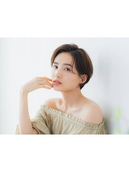 本物志向のスタイルでどこから見ても綺麗なショートヘアに－。あなたの魅力を引き出したスタイルをご提案！