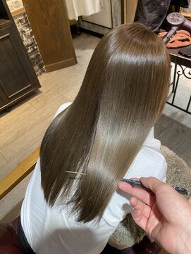 ニーゼロゼロナナ(2007) 髪質改善カラー