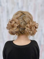 ヘアメイクサロン チャンス(Hair make salon CHANCE)&nbsp;おだんごツイン