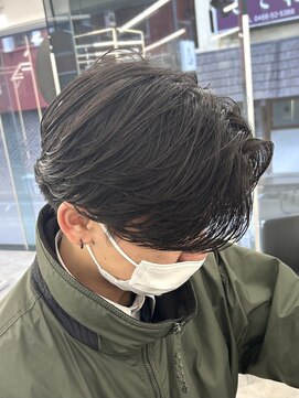 ウィル バイ ブラウン(Vir by Brown) 毛流れパーマ/センターパート