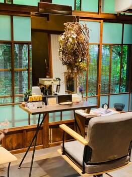 つきひの写真/オーガニックヘナとハーブに特化したサロンです。ハリ・コシ・ツヤのある髪へ自然なもので美しく。