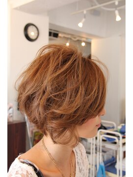 イール(eel) 大人カッコイイショート