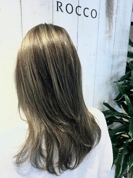 ロッコ 深谷店(ROCCO) ＃バレイヤージュ＃グレージュ＃ナピュールTr＃レイヤーカット