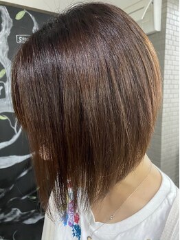 ヘアーハンド(Hair HAND)の写真/経験豊富なstylistが一人ひとりの骨格や顔の形などを見て、お客様が1番綺麗に見えるシルエットをご提案☆