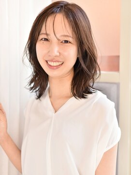 イリーブ(elieve) 艶感カラー