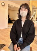 外国人のくせっ毛風パーマ×ボブ