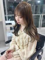 ランテルディ 渋谷(LANTERDIT)&nbsp;20代30代　ロング　オリーブベージュ　韓国風　シースルーバング