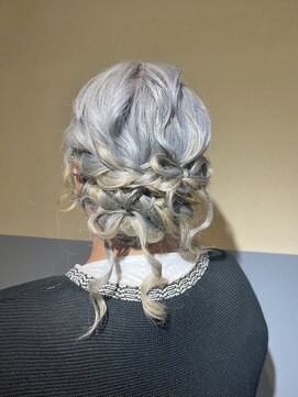 ヘアメイク ギャリス 北新地店(HAIR MAKE SALON Gallis) リボンアップヘア
