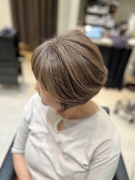 ハクア(HAKUA) 白髪ぼかし