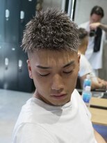 メッツ 原宿(METS) MEN‘S/ツイストピンパーマ×ハイライト/短髪/スキンフェード