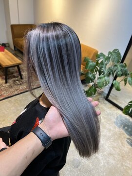 メリー オオサカ(Merly Osaka) gray balayage