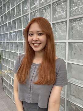 サンク 原宿 表参道(cinq) ミルクティーベージュミディアムレイヤーインナーカラー