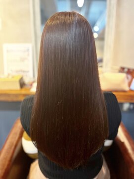 スローネ(THRONE) 髪質改善酸性ストレートで艶髪／20代30代40代／新宿