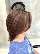 エリマ 調布(elima) 調布レディースカットミディアムレイヤー白髪ぼかしハイライト